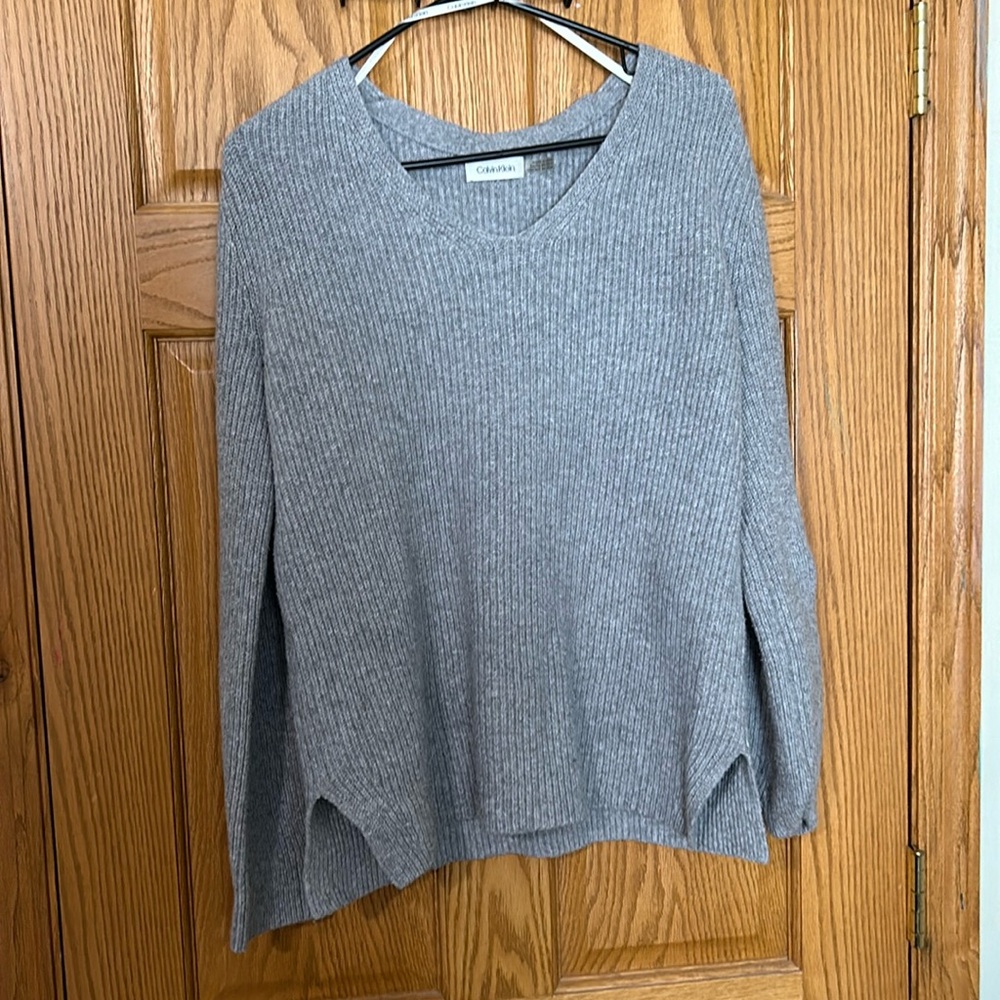 Calvin Klein long sleeve grey heavy sweater. No stains or tears.